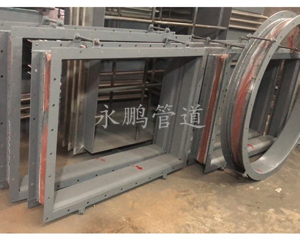 白色藥丸塑料球